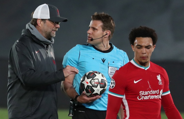 官方：上海嘉定汇龙注册协会变更为浙江足协，据悉将搬至宁波（官方：上海嘉定汇龙注册转至浙江足协，预计迁往宁波）