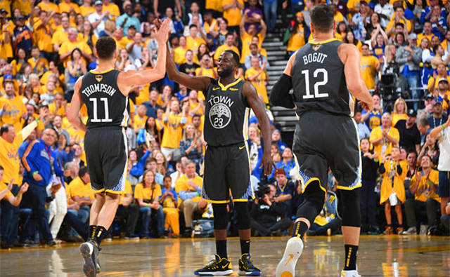 巴甲前瞻：弗鲁米嫩塞力求阻击对手，弗拉门戈众将状态存疑（巴甲前瞻：弗鲁米嫩塞欲遏对手，弗拉门戈多将状态成疑）