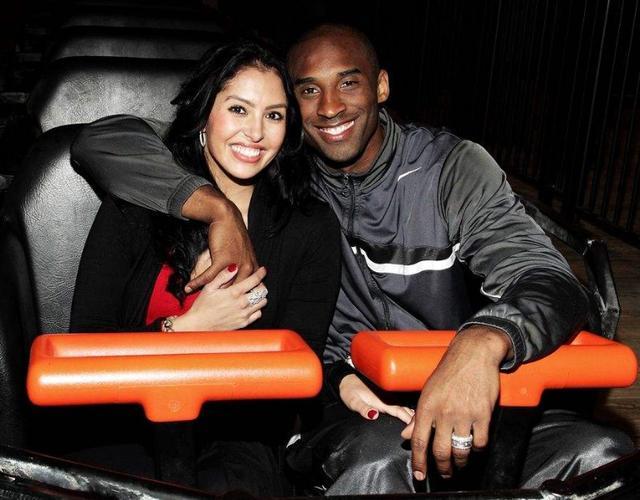 那不勒斯官方：吉尔摩周一将接受手术；据悉将缺阵至明年一月（那不勒斯通报：吉尔摩周一接受手术，预计缺阵至明年一月）