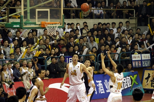 北爱尔兰主帅：即使末轮结果不重要，但我们要避免吃牌停赛（北爱尔兰主帅：末轮胜负不关键，但必须避免因吃牌被停赛）