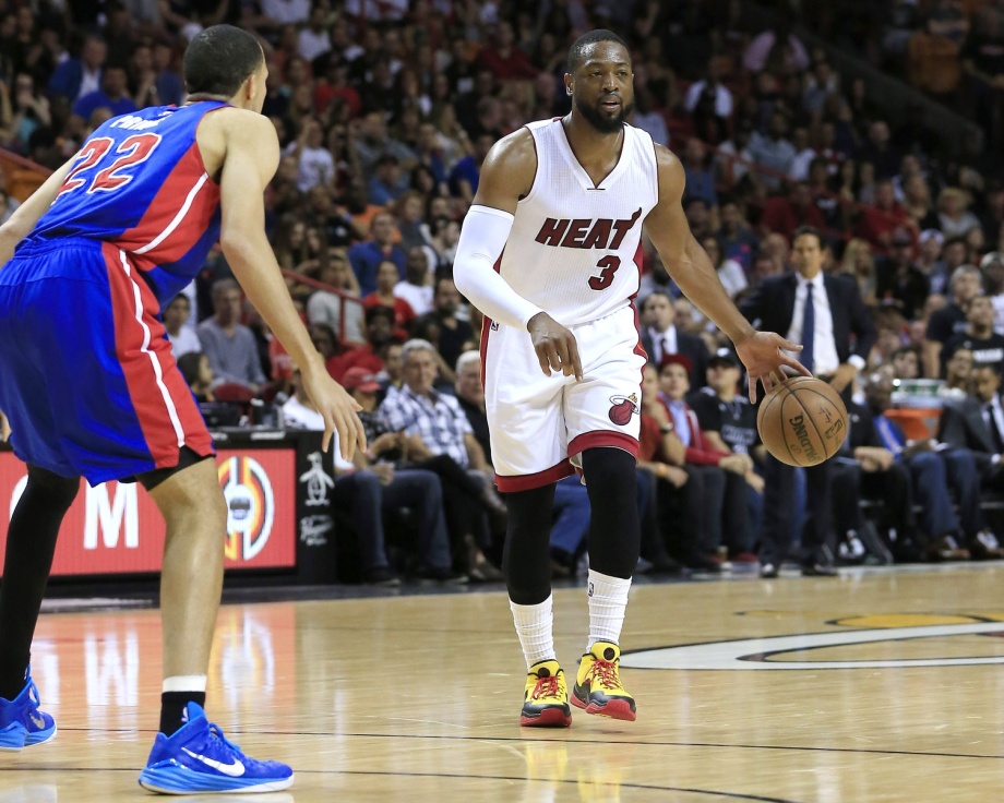 哈珀外线精准三分球，为球队注入活力（哈珀外线火力全开，三分为球队注入能量）