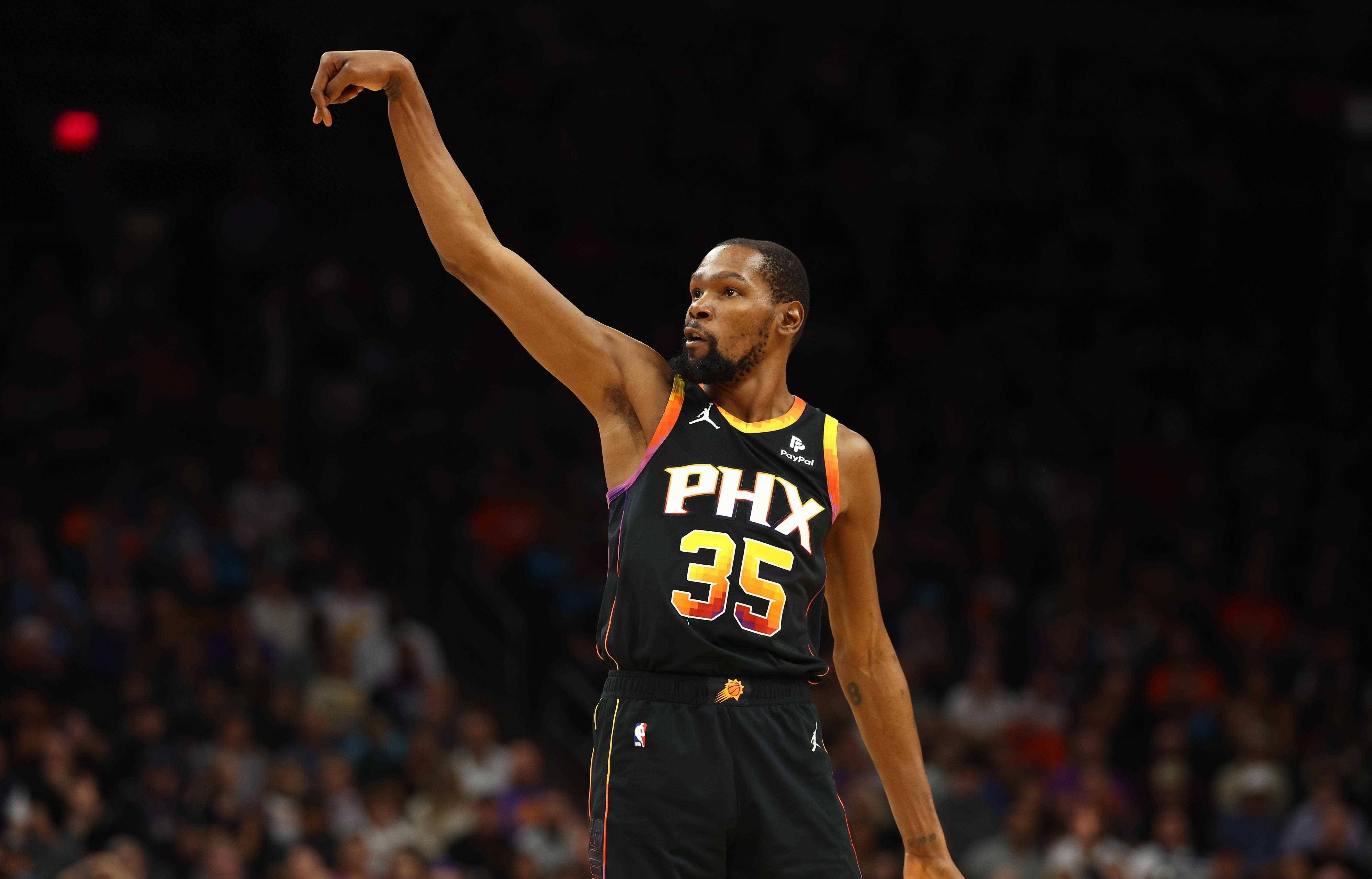 换掉萨拉赫？冬窗引进塞梅尼奥，利物浦和伯恩茅斯进行了积极谈判（萨拉赫接班人？利物浦冬窗追塞梅尼奥，已与伯恩茅斯深入磋商）