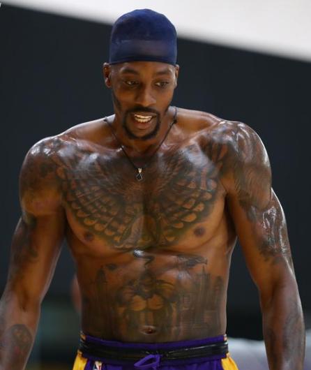 中超转会市场：广州队签下外援,（中超转会动态：广州队敲定外援加盟）